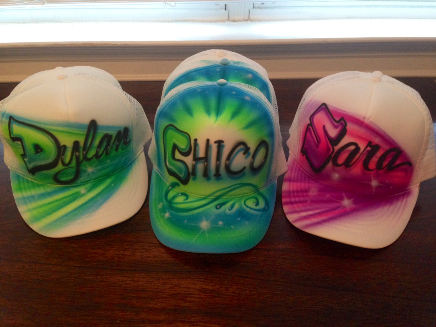 Selecting Custom Snapbacks – Tips To Help You Order